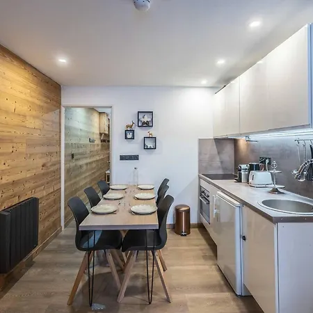 3 Pieces Avec Balcon, Wifi Et Animaux Acceptes A - Fr-1-355-201 * Meribel